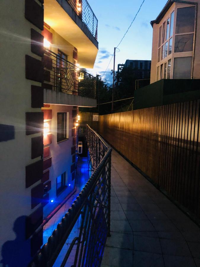 Hotel Imperial Umanʼ Esterno foto