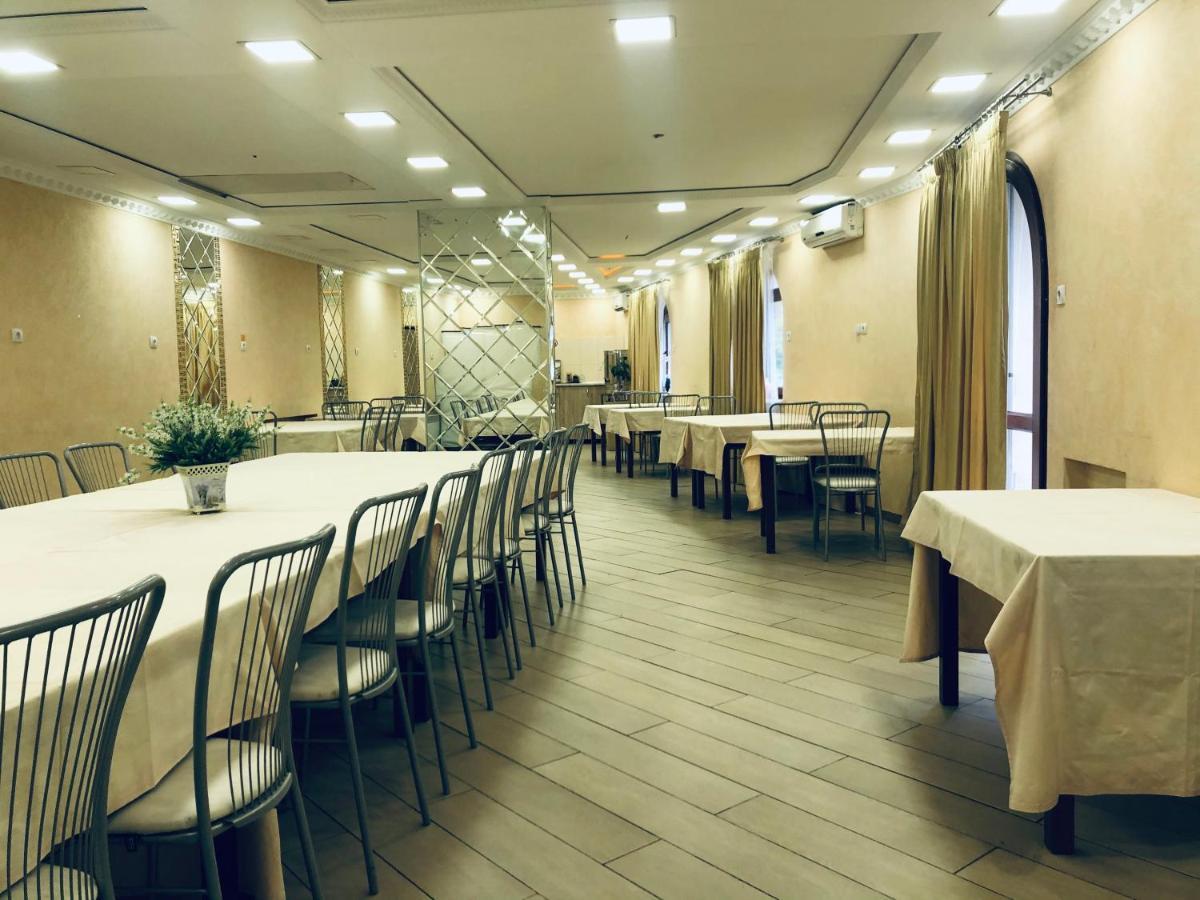 Hotel Imperial Umanʼ Esterno foto